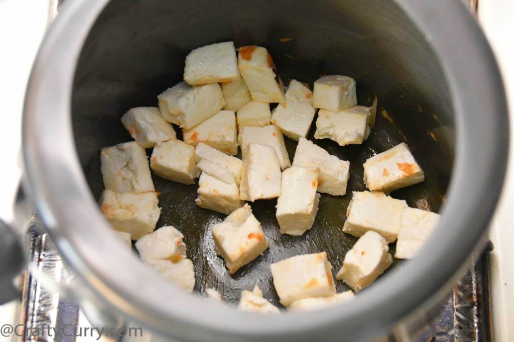 matar-paneer-cottege-cheese-peas-easy-recipe6