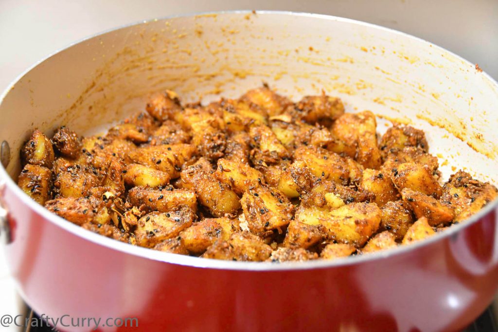 chatpati-achari-aloo-recipe