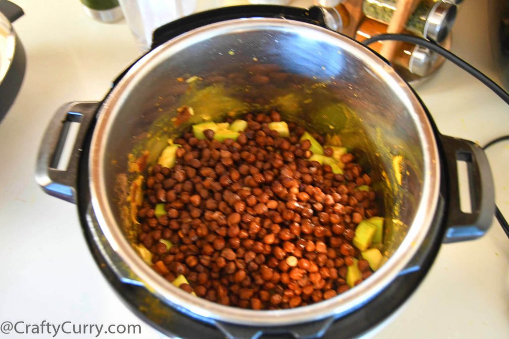 instant-pot-black-chana-lauki-recipe