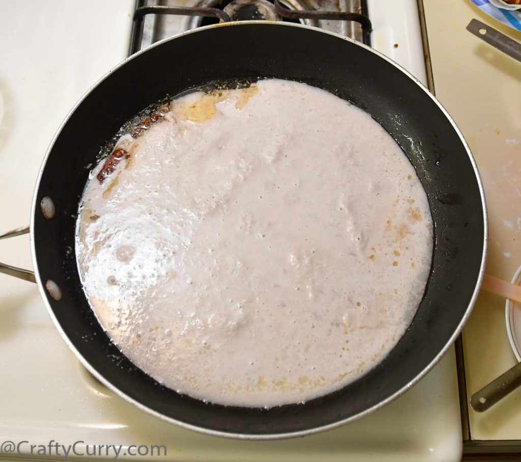 malai-kofta-paneer-dumling-gravy