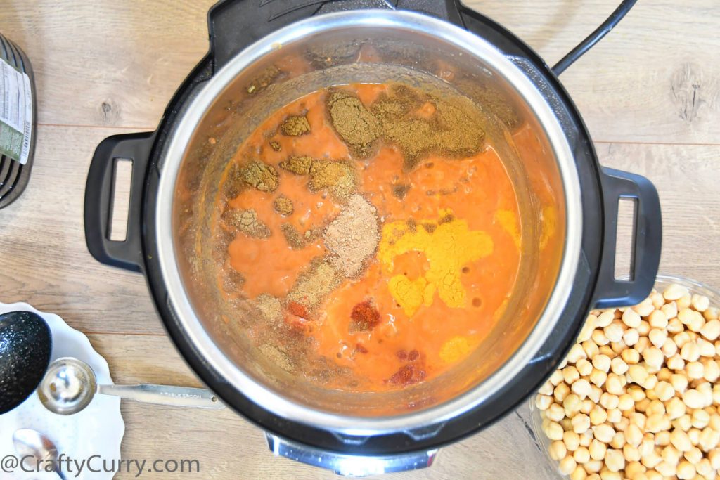 instant-pot-chole-chana-masala-no-onion-garlic